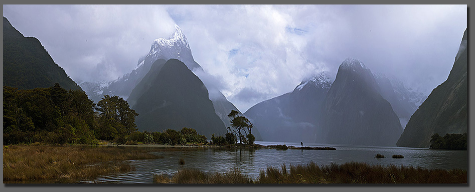 Mitre Peak & Milford Sound Fiordland